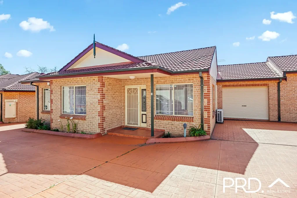 East Hills 3 Bedroom SPACIOUS VILLA HOME IN BOUTIQUE COMPLEX