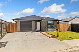 5 Cousins Street, Ravenswood