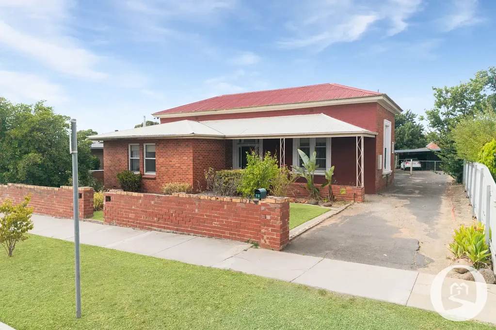Eaglehawk 4 Bedroom Substantial Victorian Residence with Scale & Flexibility in Central Eaglehawk