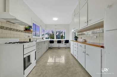 34 Powlett Street, Kilmore, VIC 3764, 3房, 1浴, House