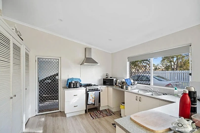 16 Christine Avenue, Torquay, QLD 4655, 4 Bedrooms, 2 Bathrooms, Apartment