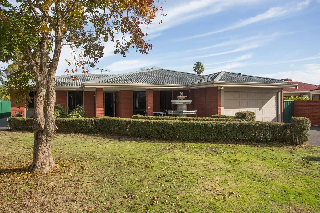 31 Rosmead Avenue, Beechboro, WA 6063