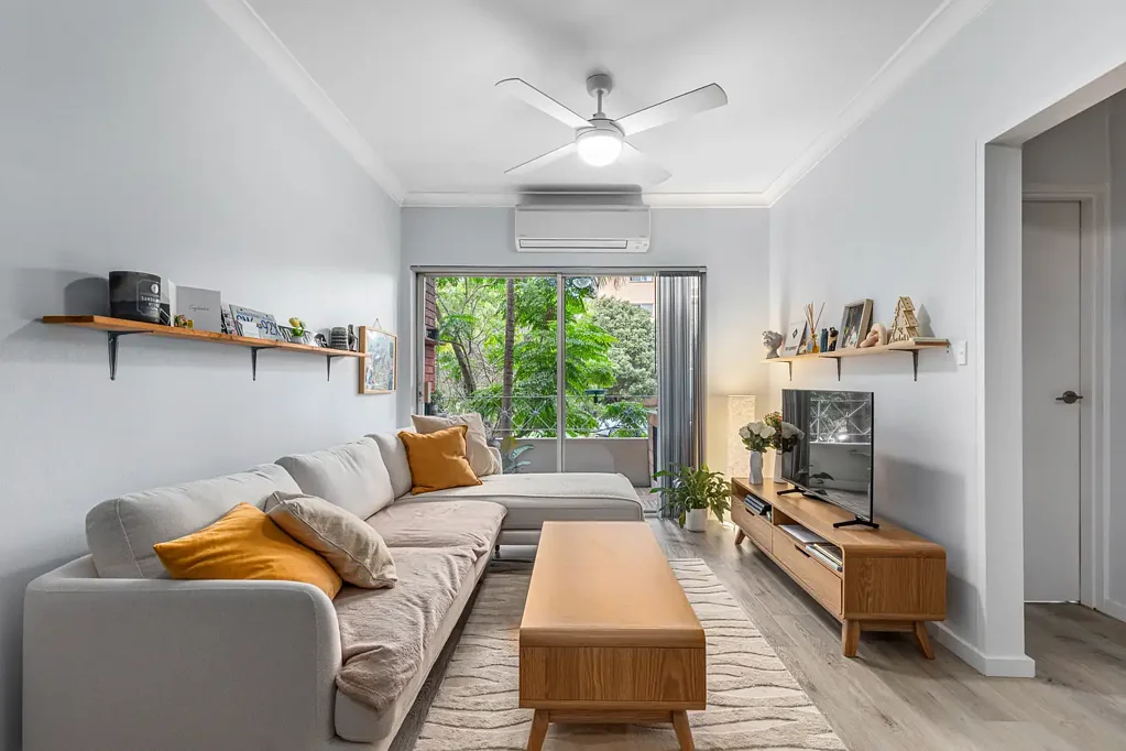 Mortdale 2Zimmer Modern Apartment in Ultra Convenient Location