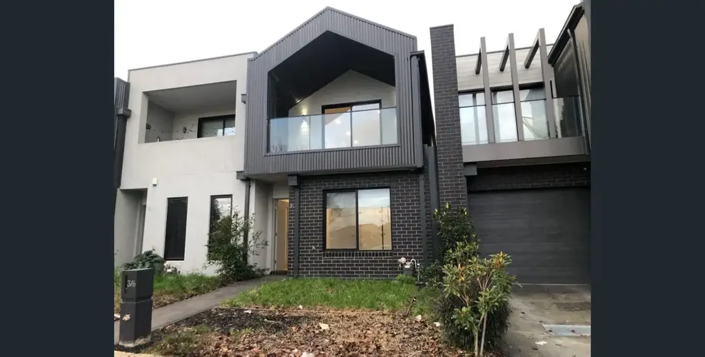 Low-Maintenance Living in a Prime Reservoir Location