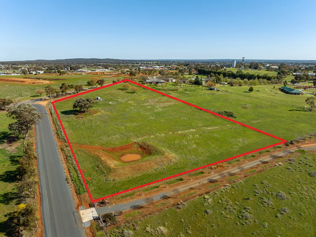 Temora 5 Acre Opportunity - Subdivide NOW!