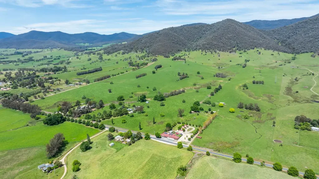 4320 Kiewa Valley Highway, Dederang, VIC 3691