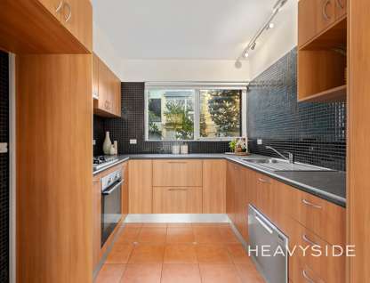 10/894 Burke Road, Canterbury, VIC 3126, 2 Bedrooms, 1 Bathrooms, Apartment