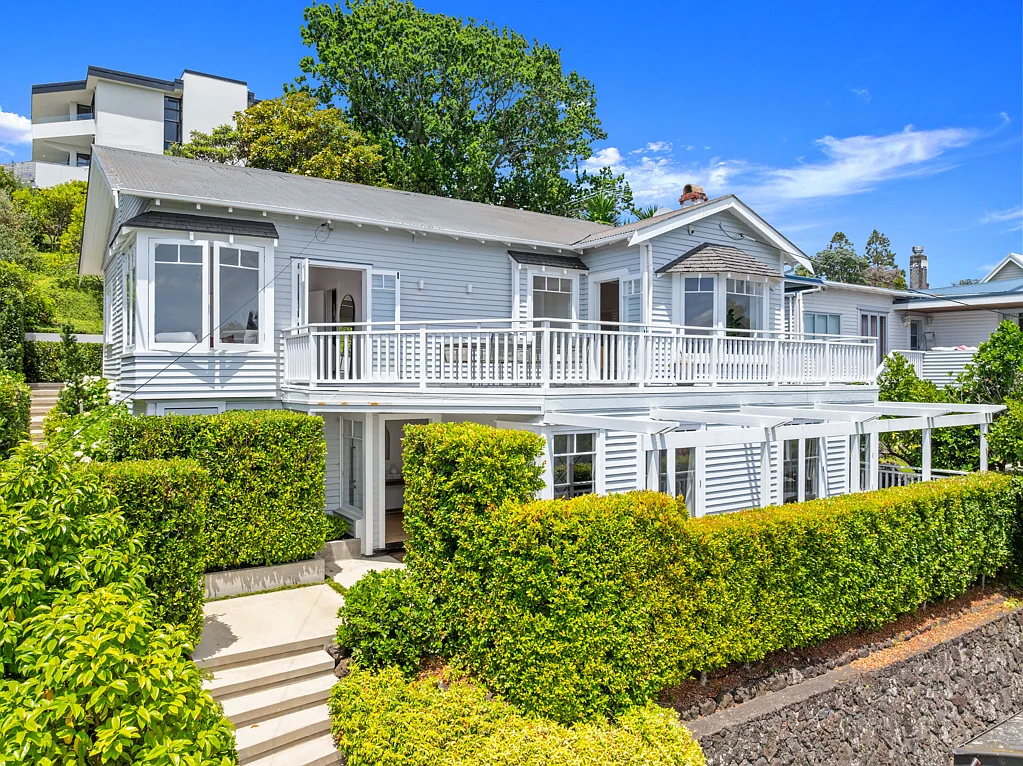 Remuera 4房  Vendors Says 'SELL NOW'