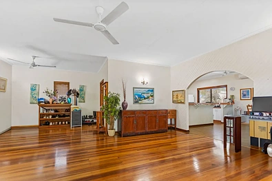 Silid Pahingahan - 30 Herberton Street, Mareeba, QLD 4880