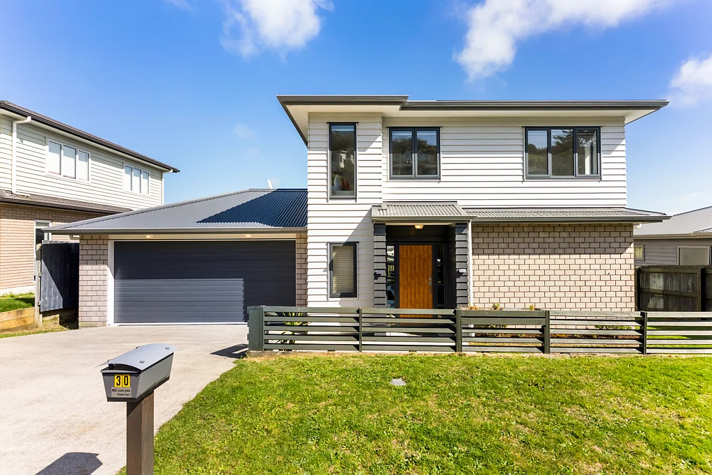 Johnsonville 4房  Modern, Low-Maintenance Family Living