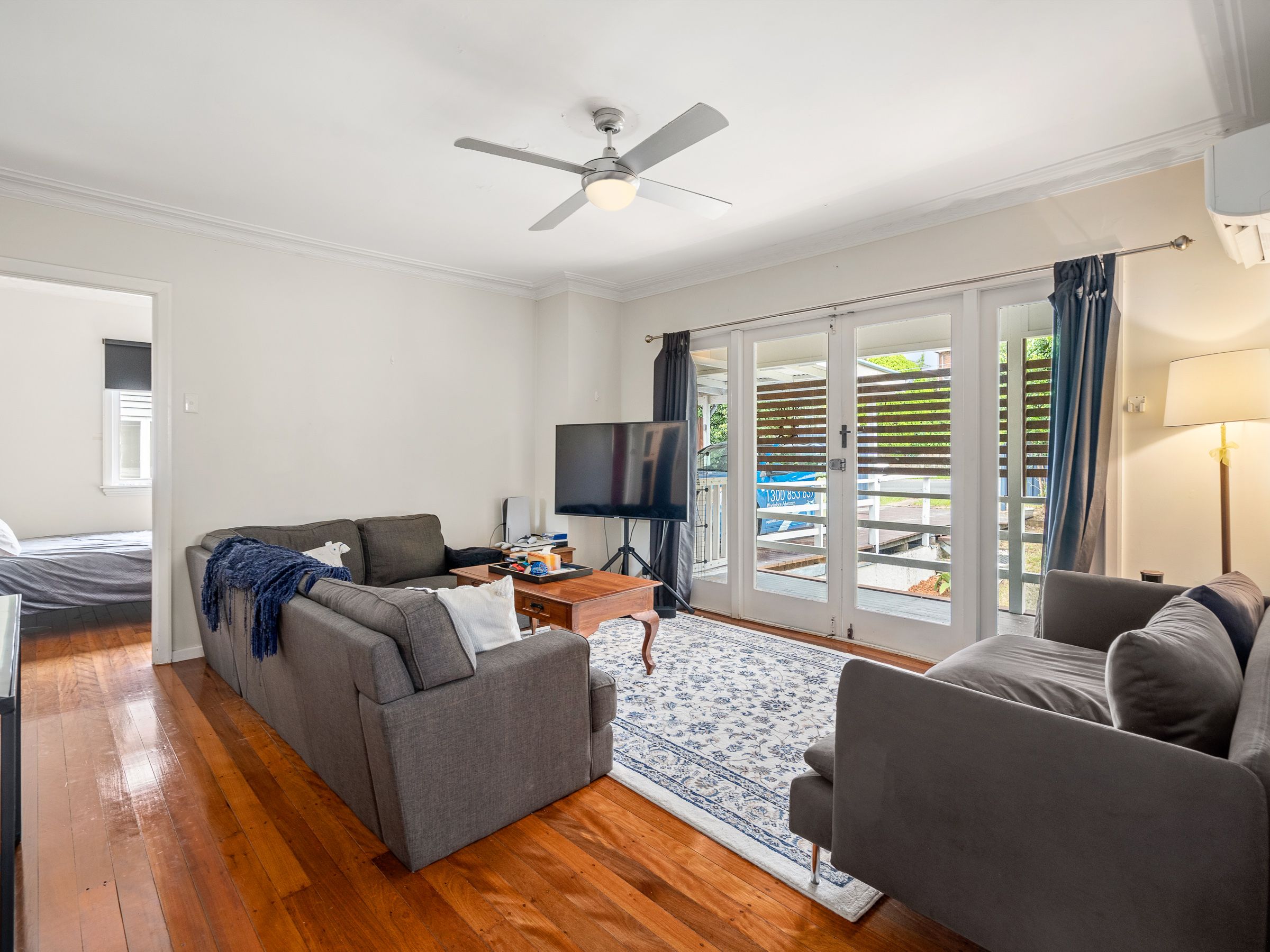 83 HOLLAND RD, HOLLAND PARK QLD 4121, 0 habitaciones, 0 baños, House