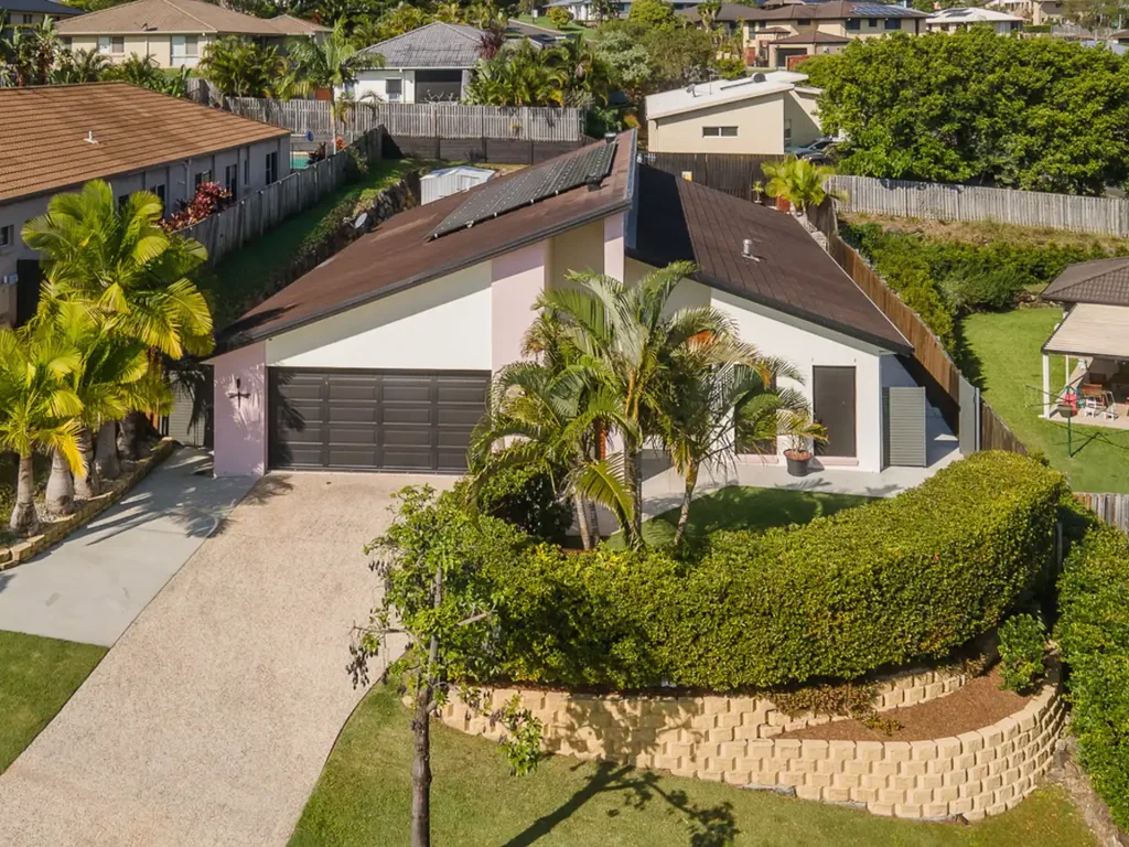 3 Minyon Court, Pacific Pines, QLD 4211