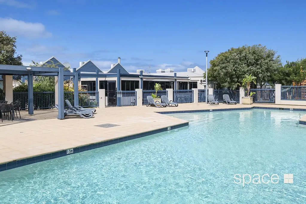 3/1 Resort Place, Gnarabup, WA 6285