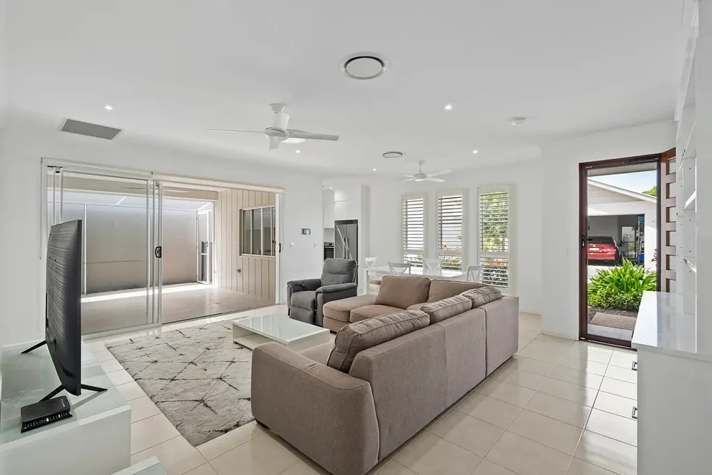 171/1 The Inlet Drive, Carrara, QLD 4211
