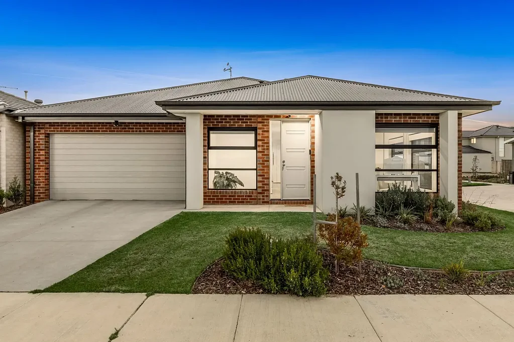 45 Harkness Boulevard, Armstrong Creek, VIC 3217