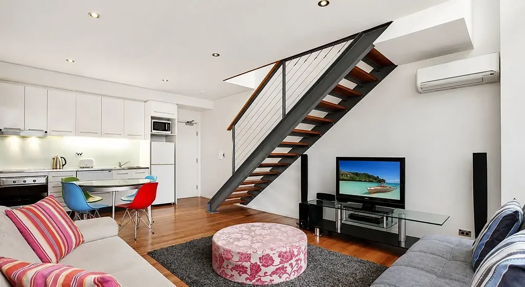 New York Style Apartment Steps From Bondi Beach