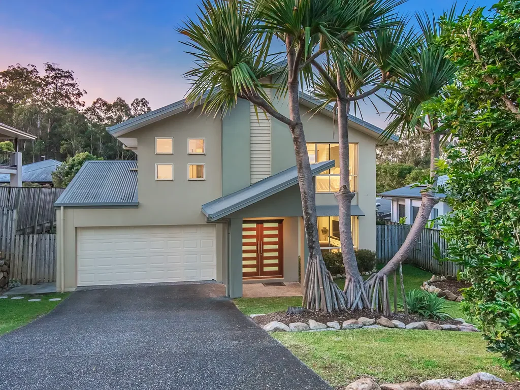 Reedy Creek 4침실 Outstanding Value Home in the Heart of The Observatory