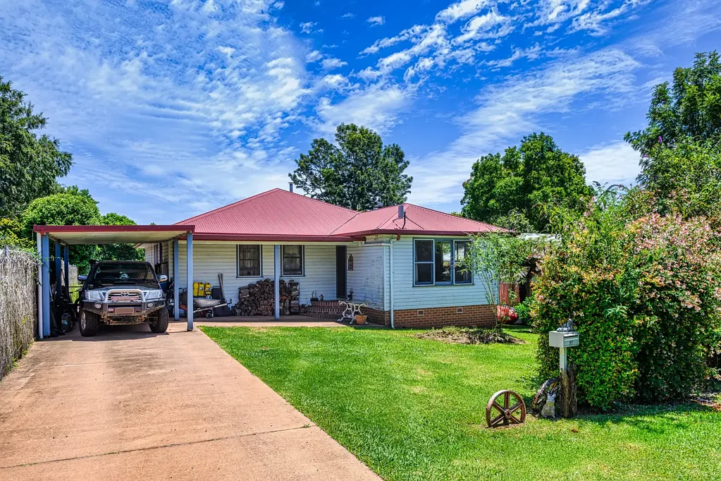 Dorrigo 4房  Big Block, Big Potential – 1,170m² in a Prime Dorrigo location