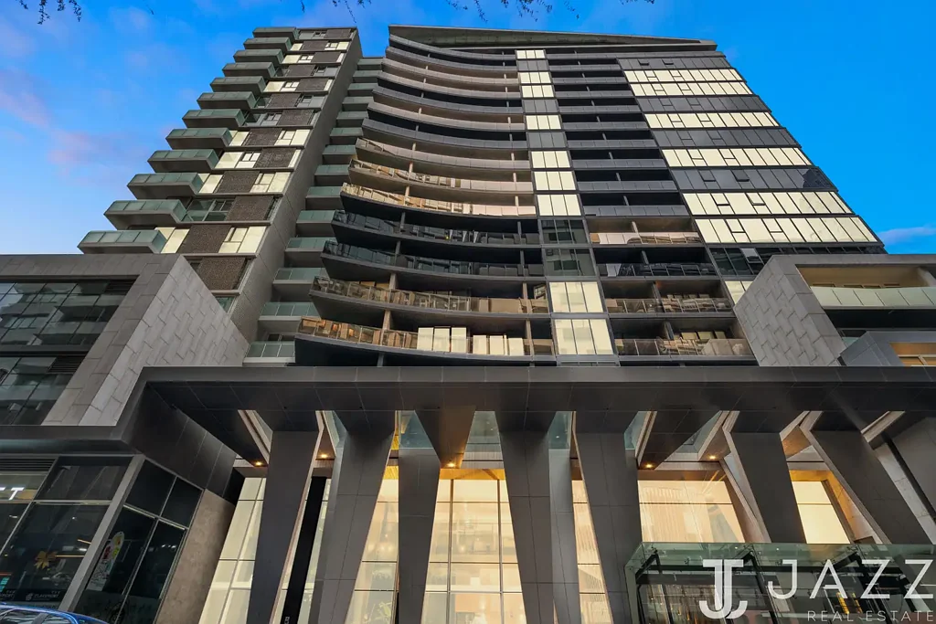 1107/7 Claremont Street, South Yarra