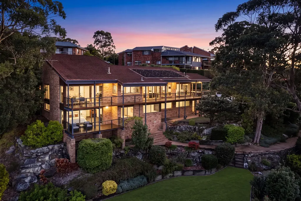 Illawong 5 Bedroom A Leafy Waterfront Lifestyle Awaits