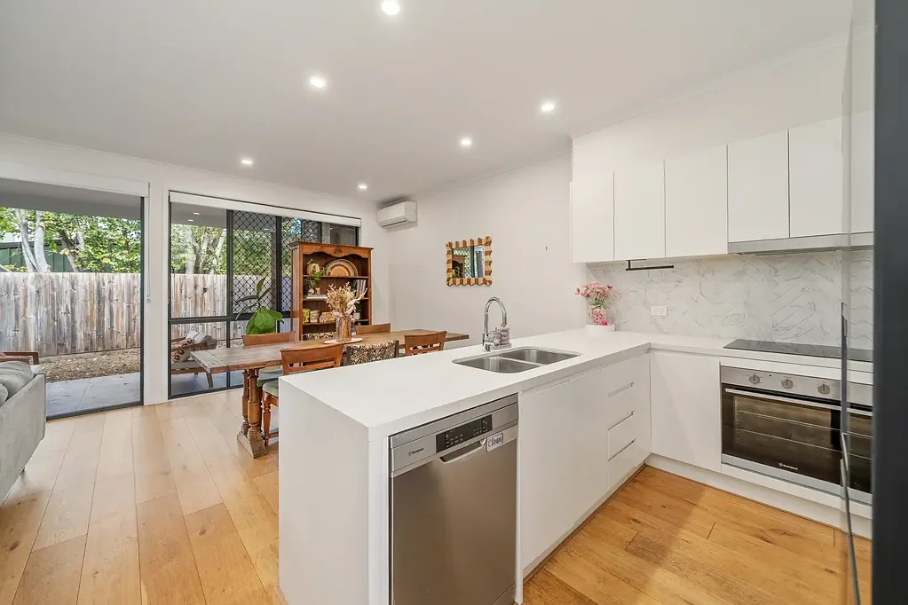 Nundah 3Kwarto Boutique Modern Townhouse In An Enviable Nundah Location