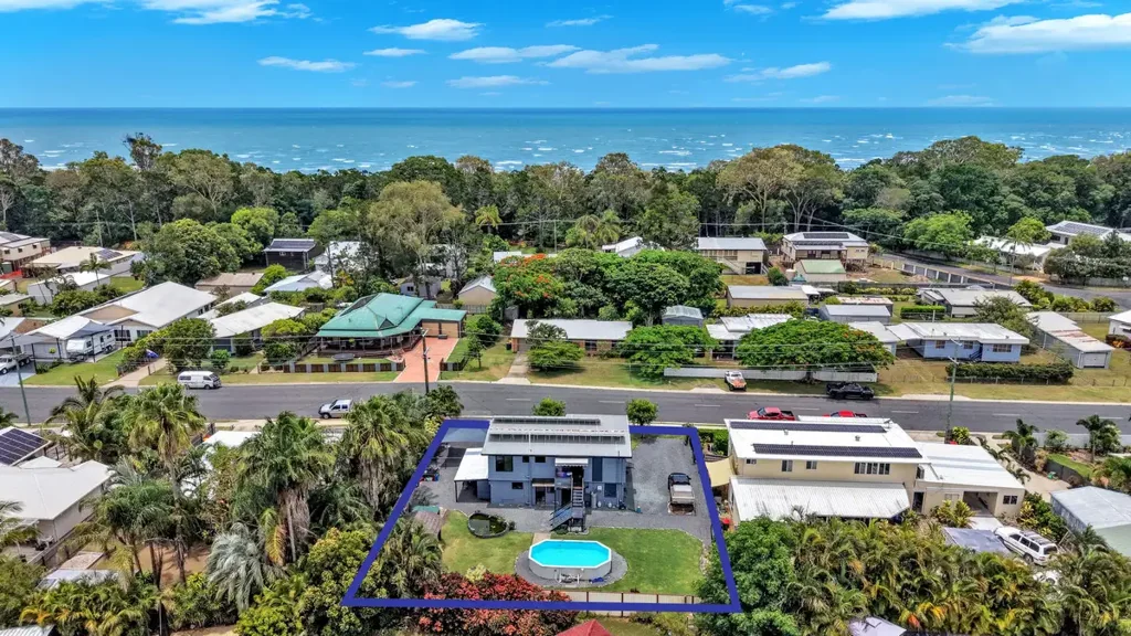 10 Desmond Drive, Toogoom, QLD 4655