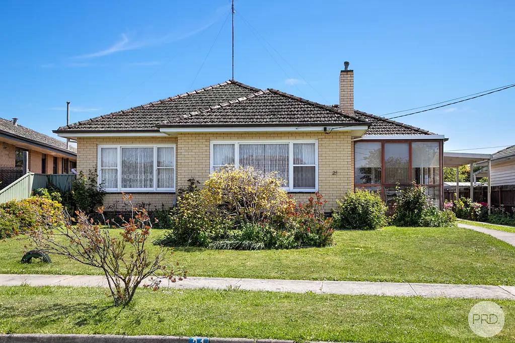 21 Eton Street, Wendouree, VIC 3355