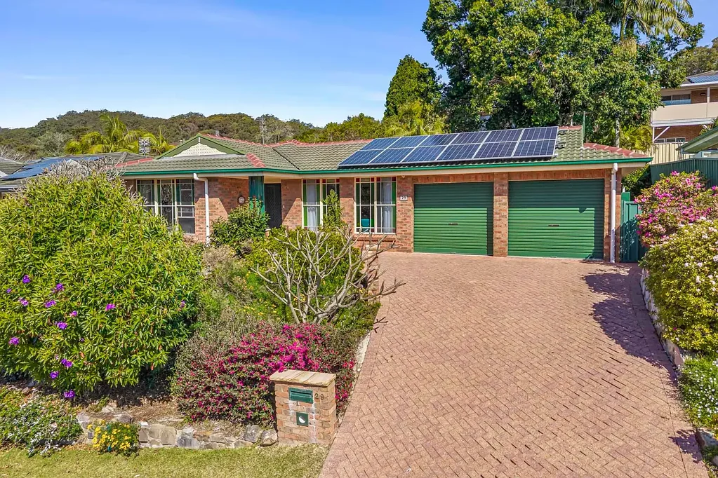 Green Point 4ਬੈੱਡਰੂਮ Charming Family Home in Prime Green Point Location!