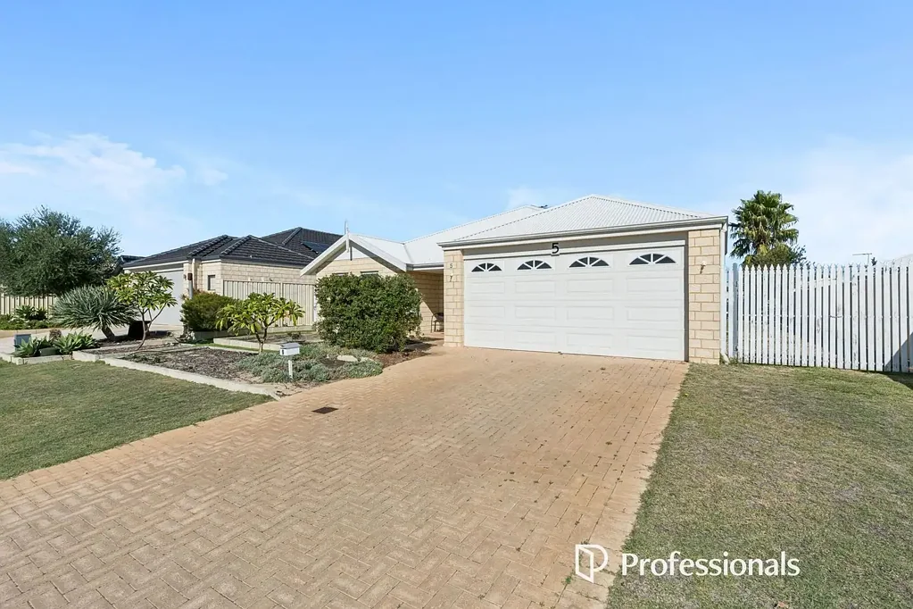 High Wycombe 3Habitaciones Exceptional Family Home Close to Schools, Transport & Airports