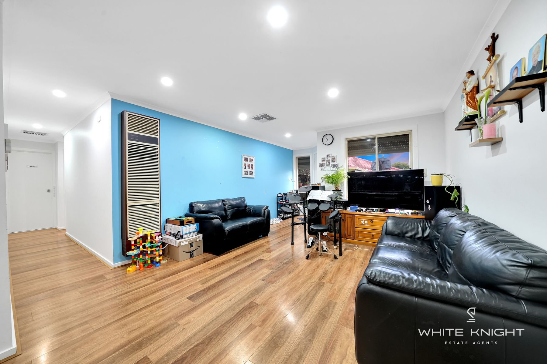 UNIT 2 32 JAMES ST, ST ALBANS VIC 3021, 0 Kuwarto, 0 Banyo, Unit