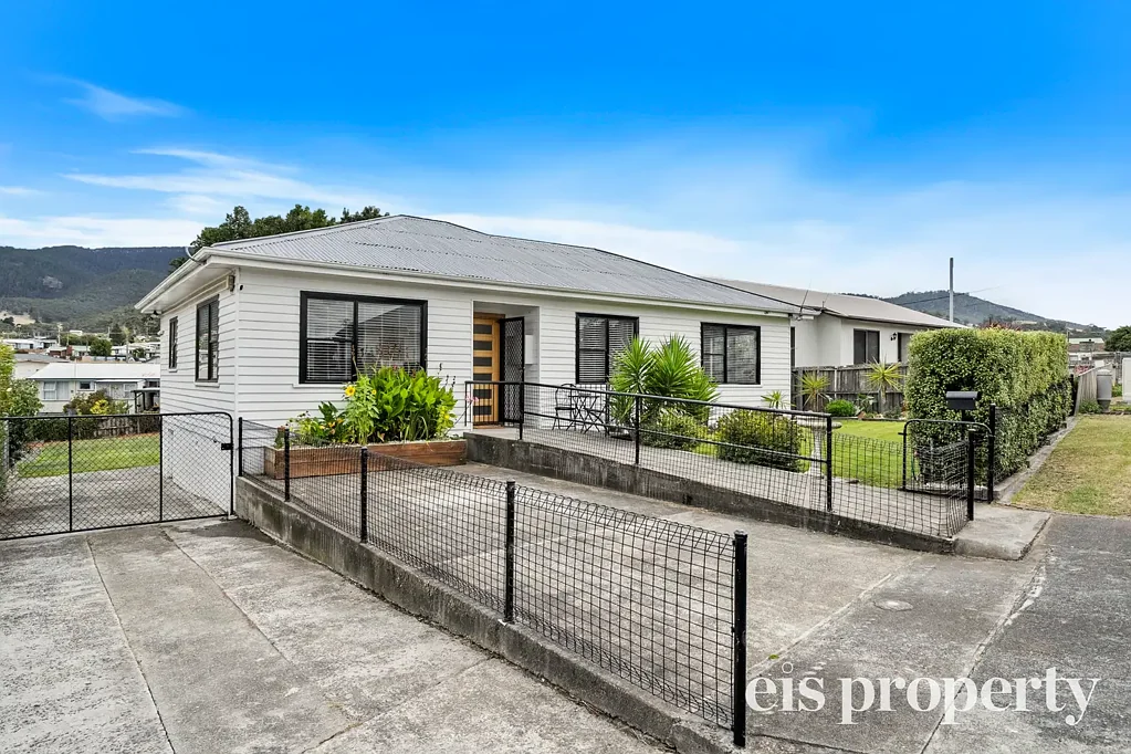 61 Hilton Road, Claremont, TAS 7011