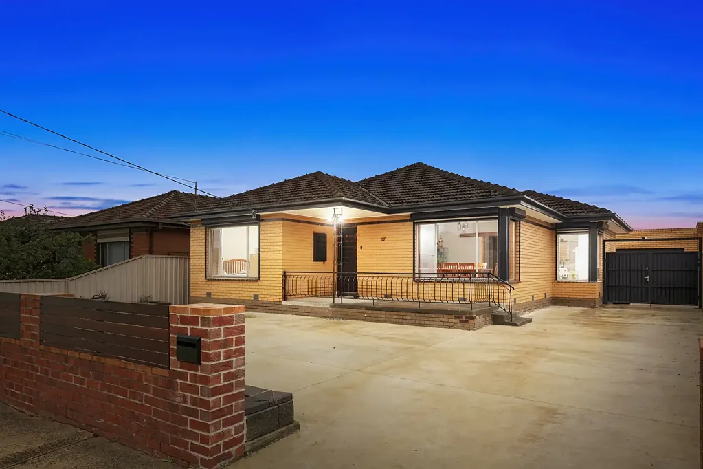 17 Elizabeth Drive, Lalor, VIC 3075