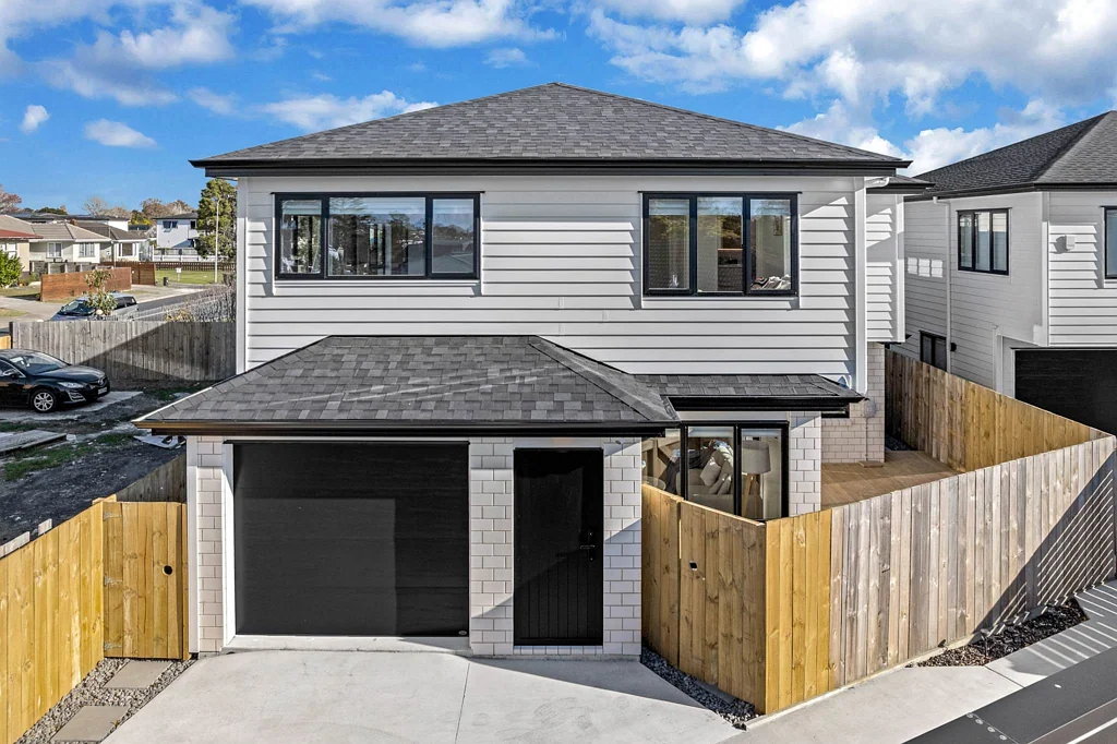 Papatoetoe 6Phòng ngủ Brand New & Move-In Ready – Title and CCC Issued
