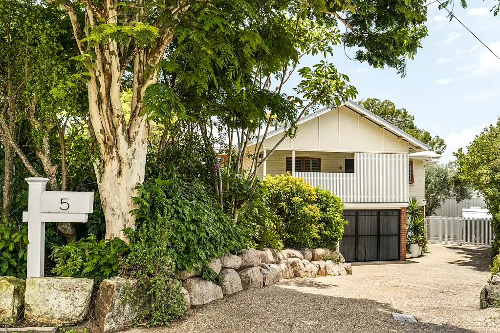 5 Narrabri Street, Brighton, QLD 4017