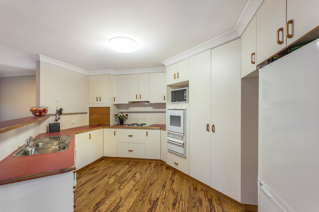 11 STRATFORD DR, WYREEMA QLD 4352, 0部屋, 0バスルーム, House