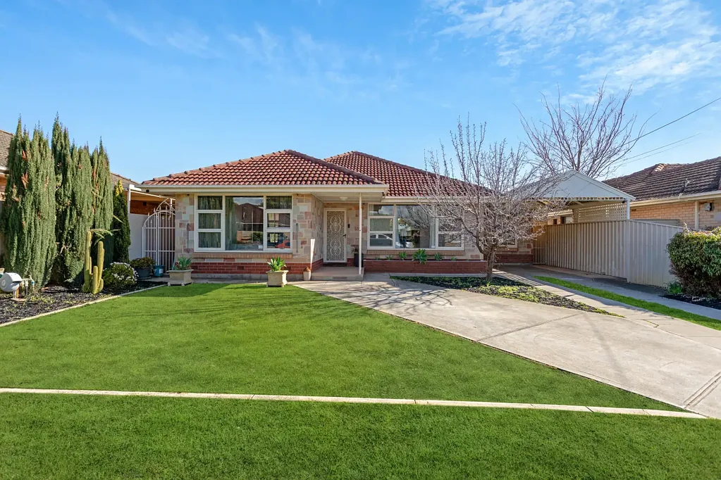 4 McEwan Avenue, Seaton, SA 5023