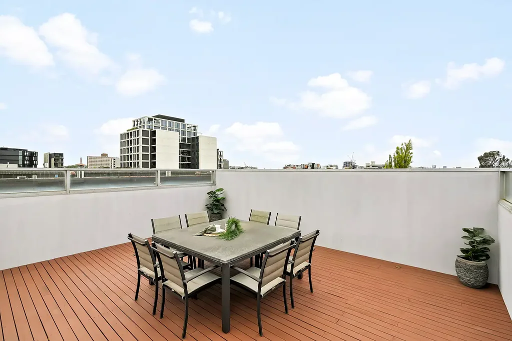 2/221 Brunswick Road, Brunswick, VIC 3056