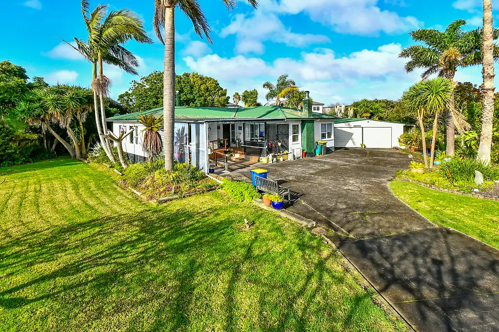 Te Atatu Peninsula 3ਬੈੱਡਰੂਮ Once-in-a-Generation, Private Peninsula Retreat