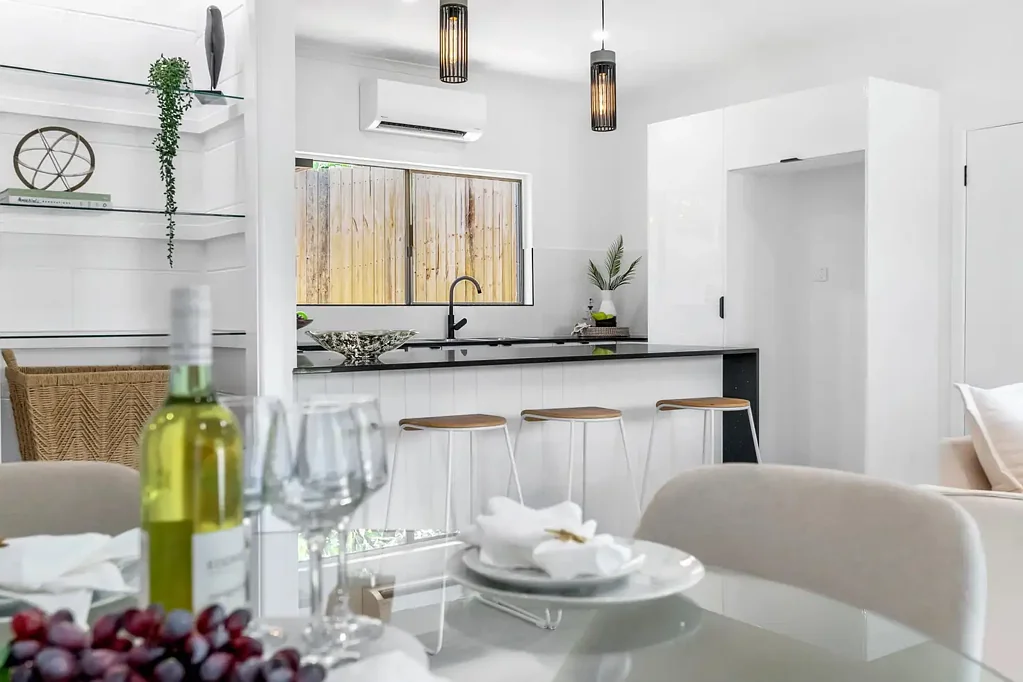 Freshwater 3Phòng ngủ Stylish Renovated Duplex — The Perfect Step Into the Property Market