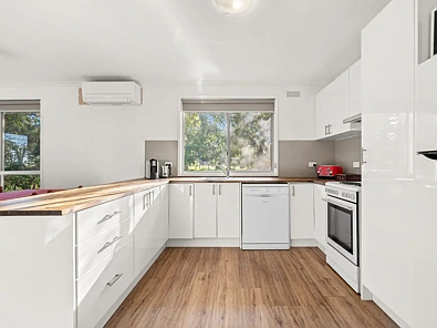 856 Koroit-Woolsthorpe Road, Woolsthorpe, VIC 3276, 2 Bedrooms, 1 Bathrooms, House