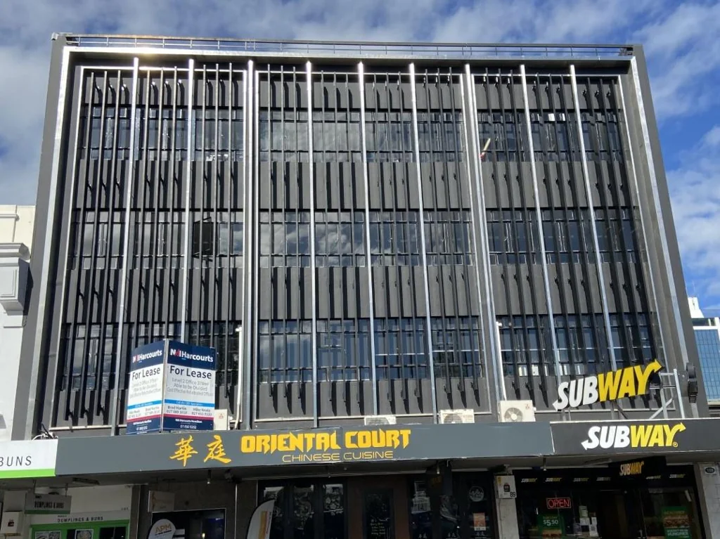Hamilton Central  SECOND FLOOR OFFICE – INCENTIVES AVAILABLE