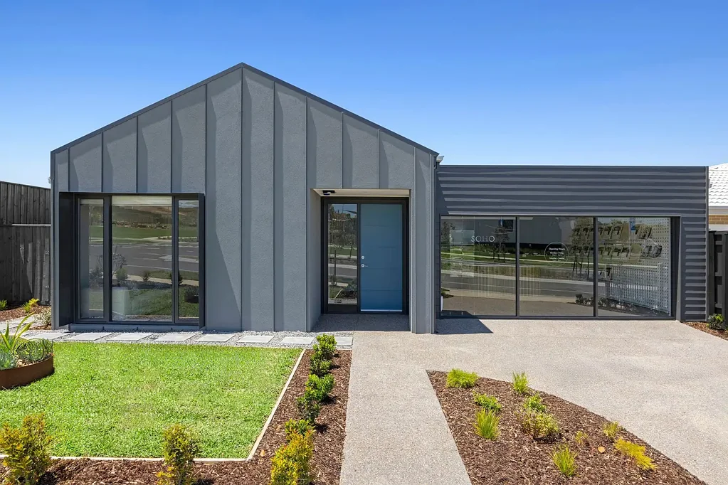 Nar Nar Goon North 4房  SOHO Living Display Home for Sale! Earn up to $62,509 with a 7% leaseback, don't miss out on this opportunity!
