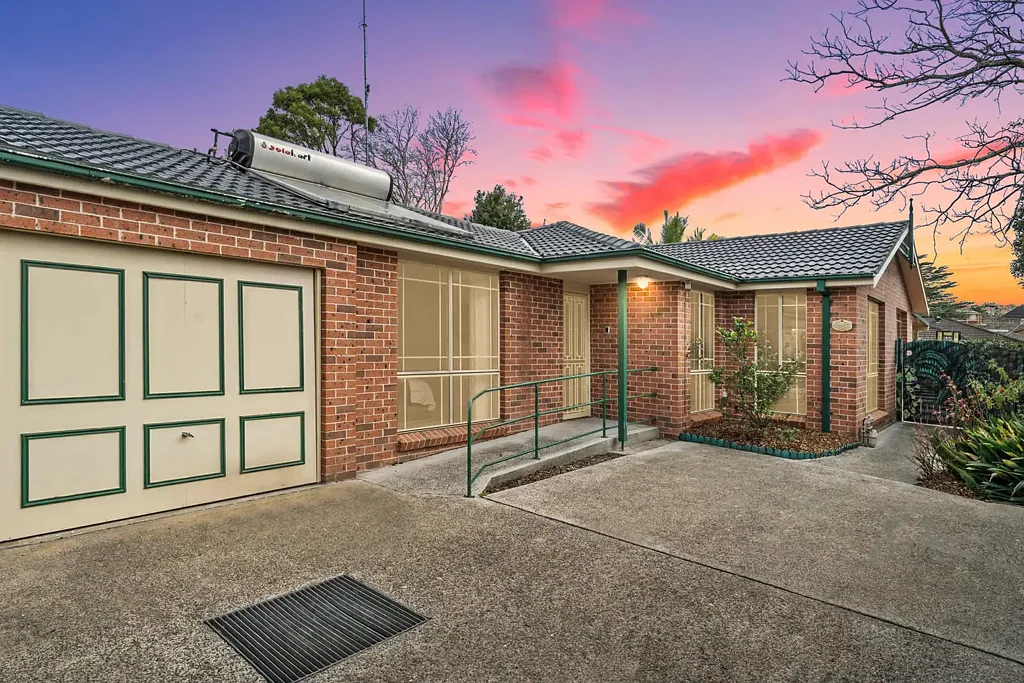 17A Bouvardia Street, Asquith, NSW 2077