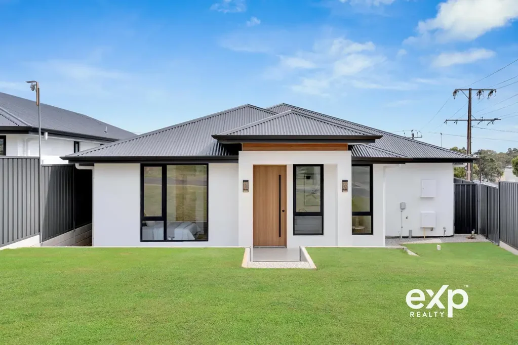 Ingle Farm 4Kwarto Brand New Corner-Block Luxury – Space, Style & Modern Living!