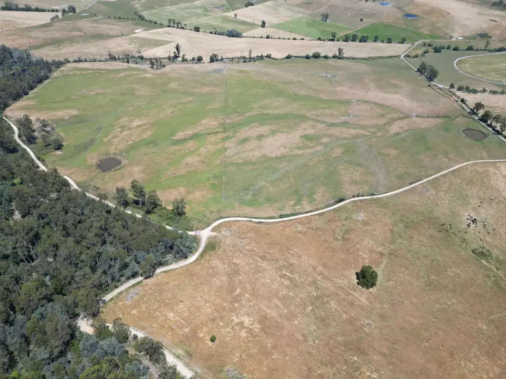 Bangor  RURAL LIFESTYLE AWAITS CLOSE TO LILYDALE AND 30 MINUTES FROM CBD OF LAUNCESON