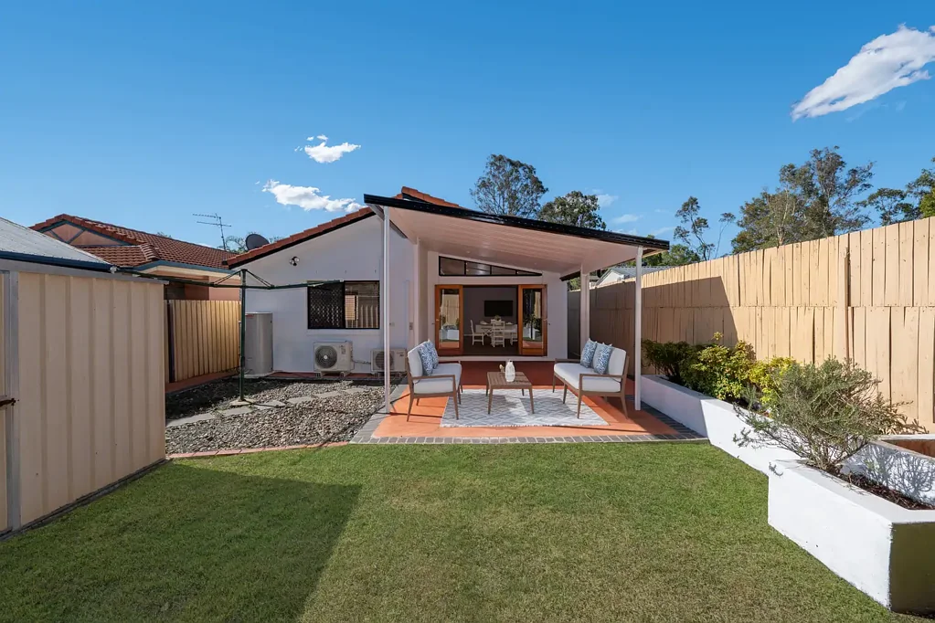 Everton Hills 3침실 Stylish, Lowset Living in a Peaceful Parkside Pocket