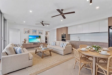 Southport 2 Slaapkamer Prime Position. Modern Living. Exceptional Opportunity.