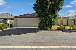 8 Pelion Court, Middle Swan
