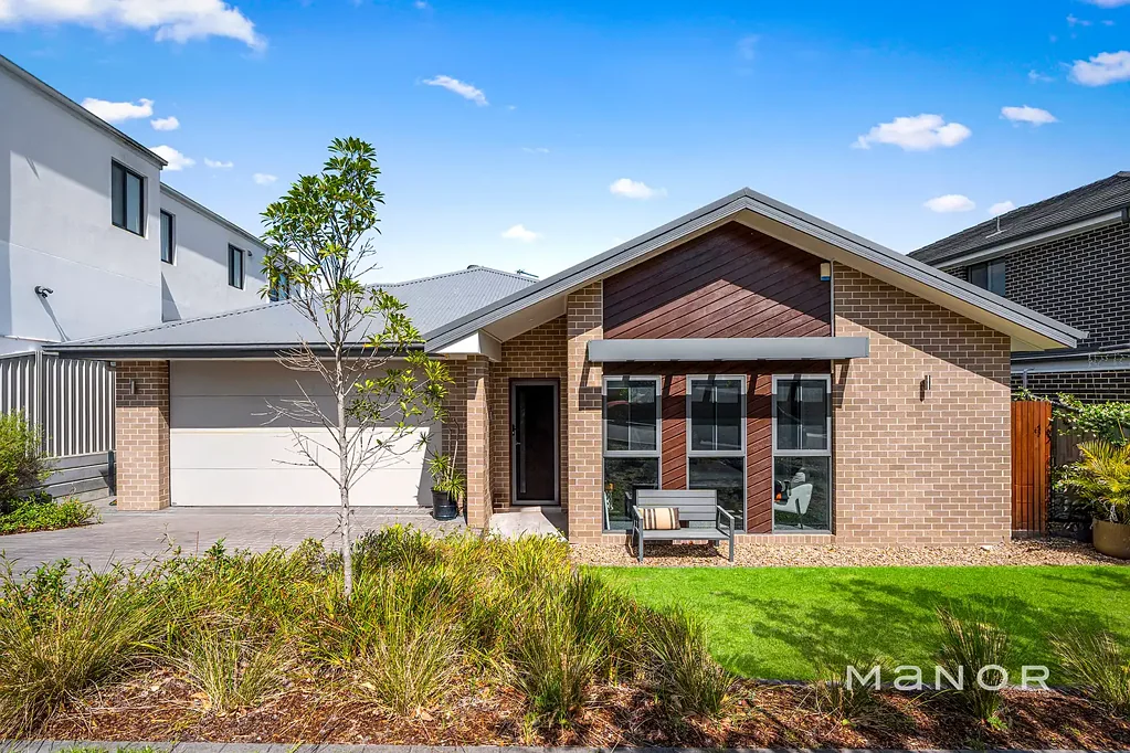 10 Deepwater Circuit, North Kellyville, NSW 2155