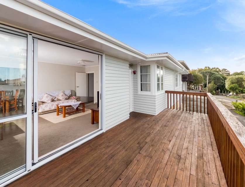 8 Westall Road, New Lynn, Waitakere City, Auckland, 4房, 1浴, 整租独立别墅